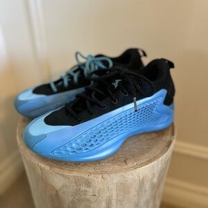 Adidas Anthony Edward’s AE 1 J Low Basketball Sz 6